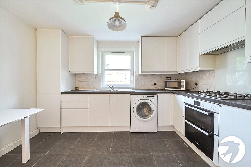 Property photo 2 of 15 Kitchen