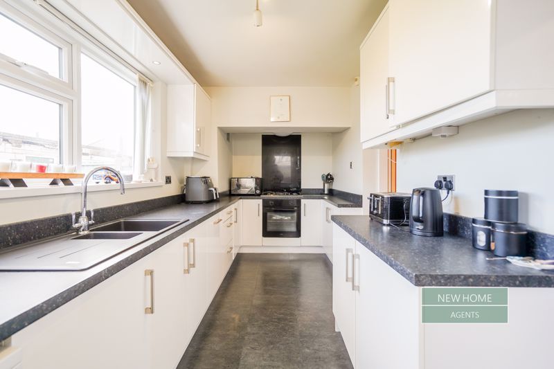 Property photo 2 of 28 Photo 14