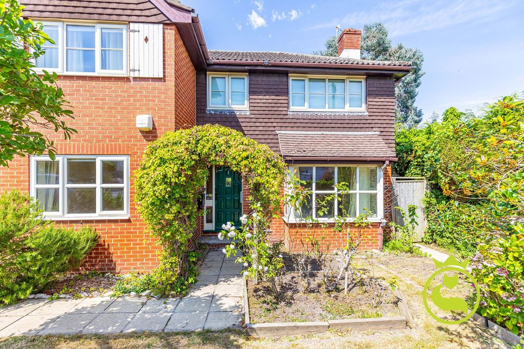 Property photo 1 of 28