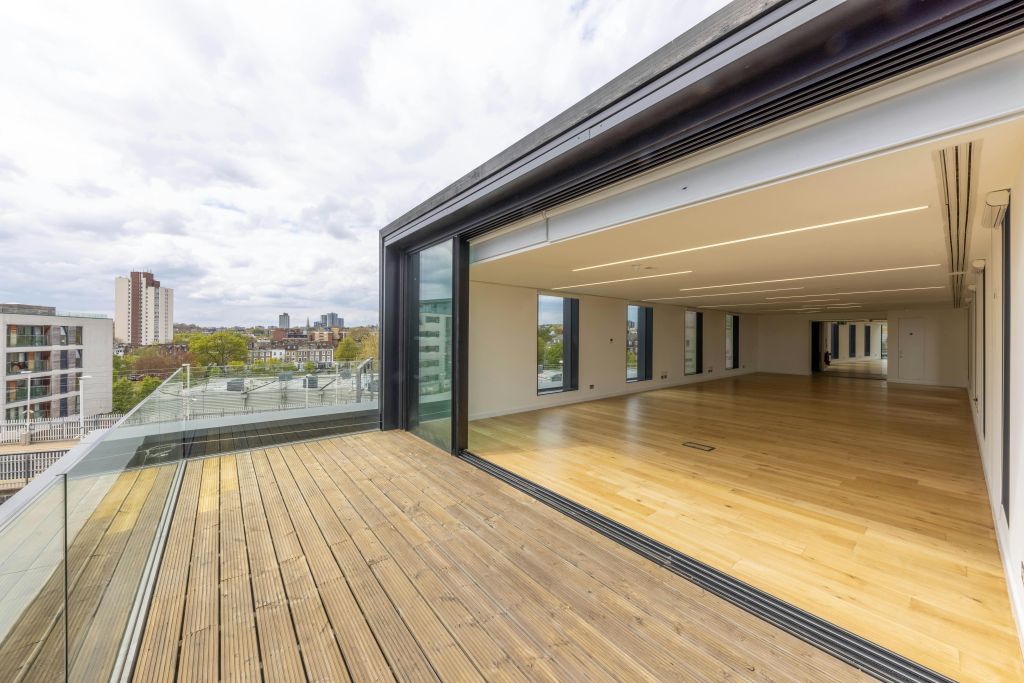 Property photo 2 of 70 The Piano Factory 81.Jpg