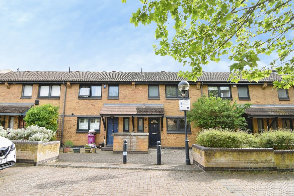 Property photo 1 of 10