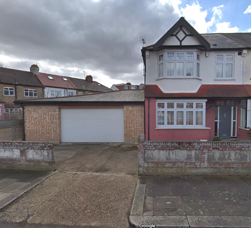 Property photo 1 of 11