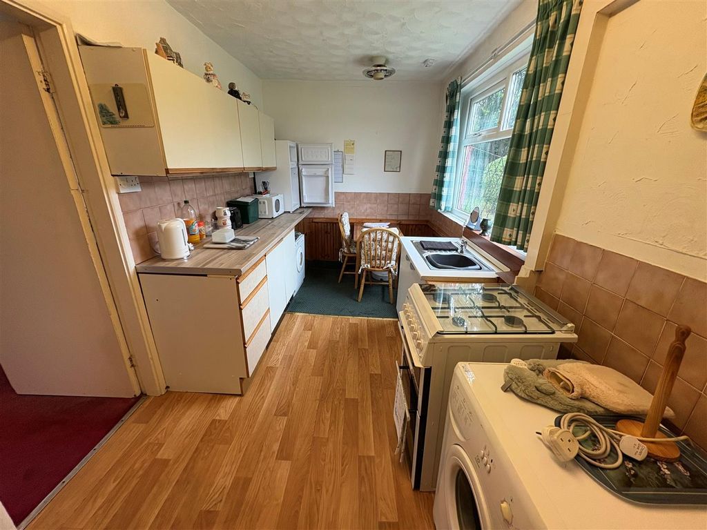 Property photo 3 of 15