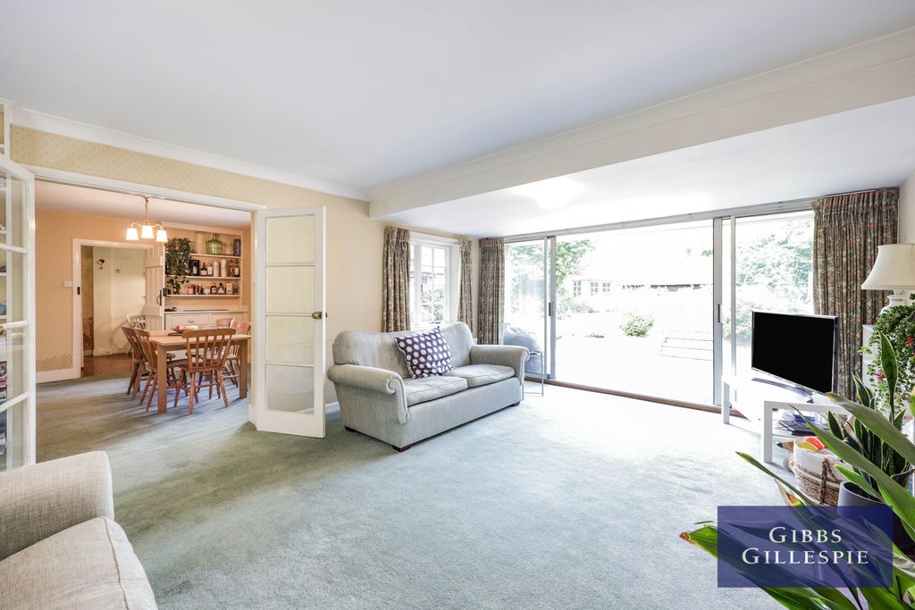 Property photo 3 of 11 Property Image