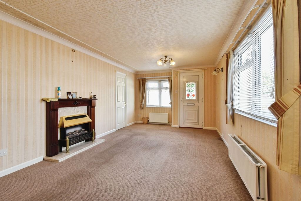 Property photo 2 of 14 Pbox-Img.Jpg
