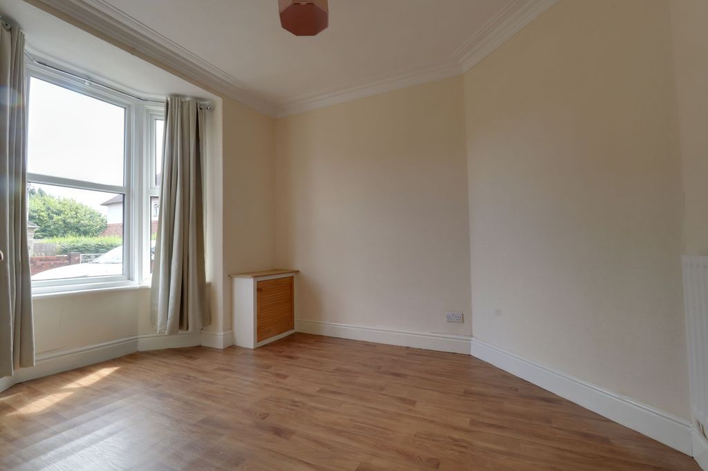 Property photo 2 of 9 Photo 10