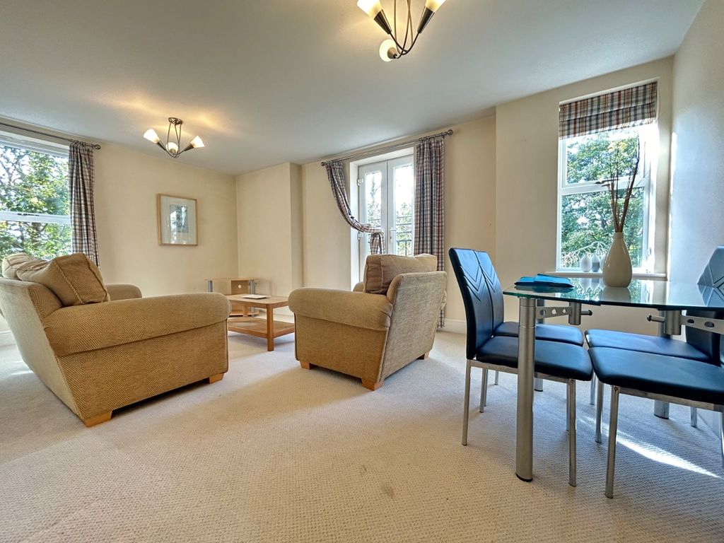 Property photo 2 of 12 Picture No. 28