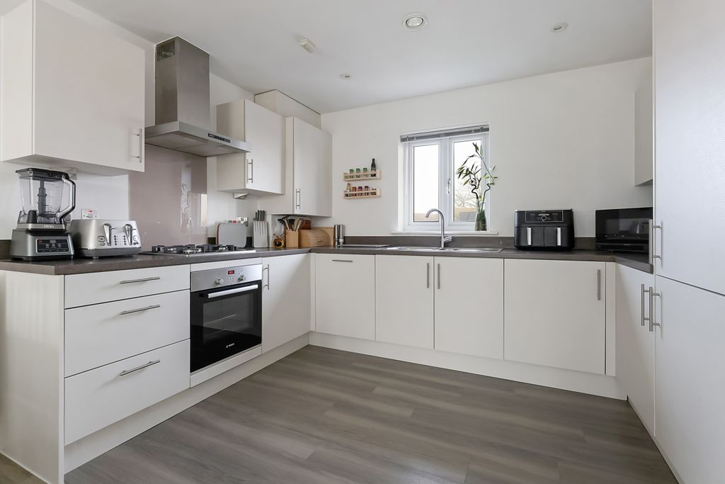 Property photo 2 of 11 Picture No. 05