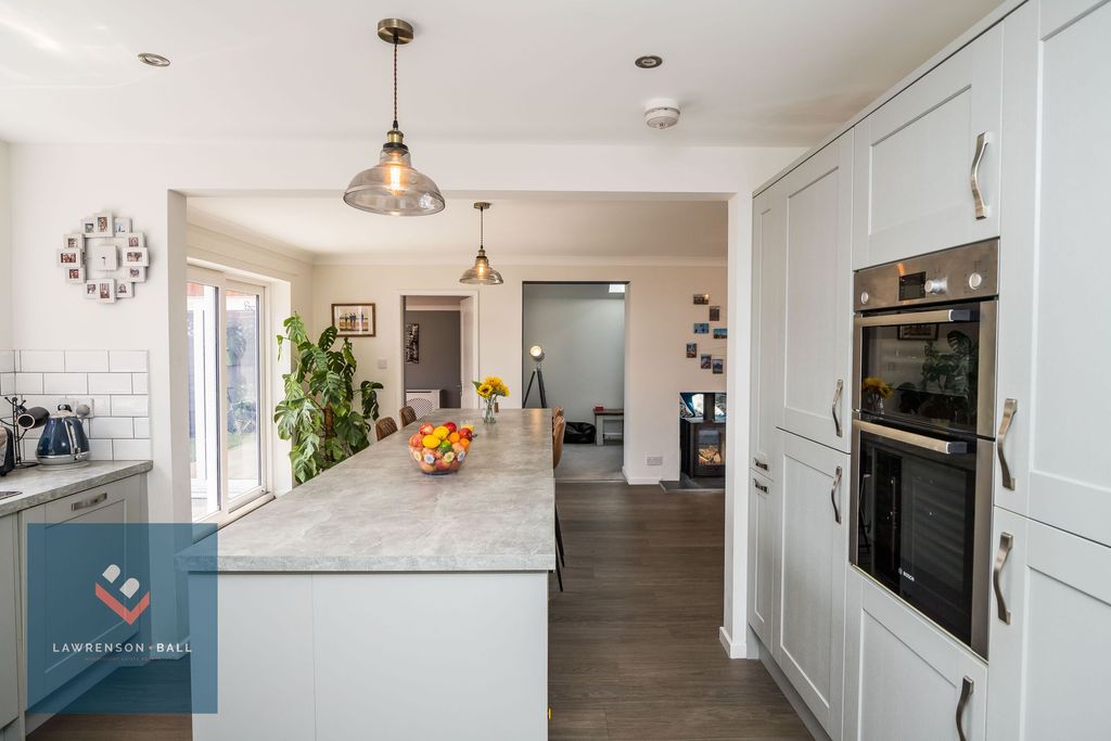 Property photo 3 of 28 Kitchen/Dining/Family Room