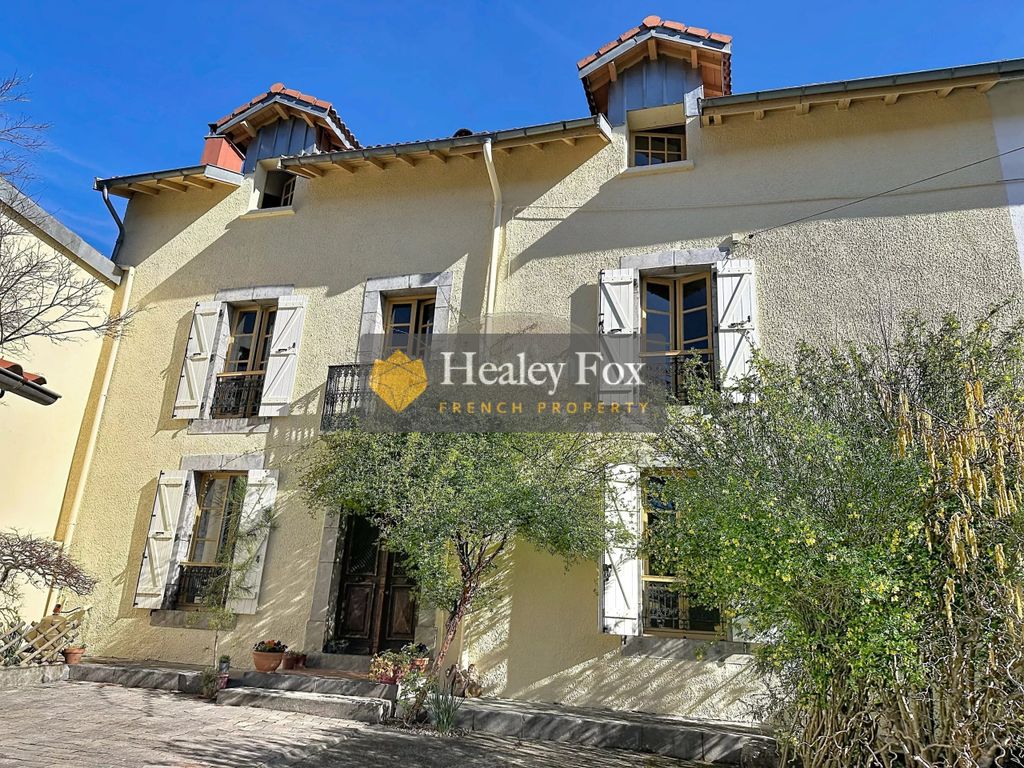 Property photo 1 of 25