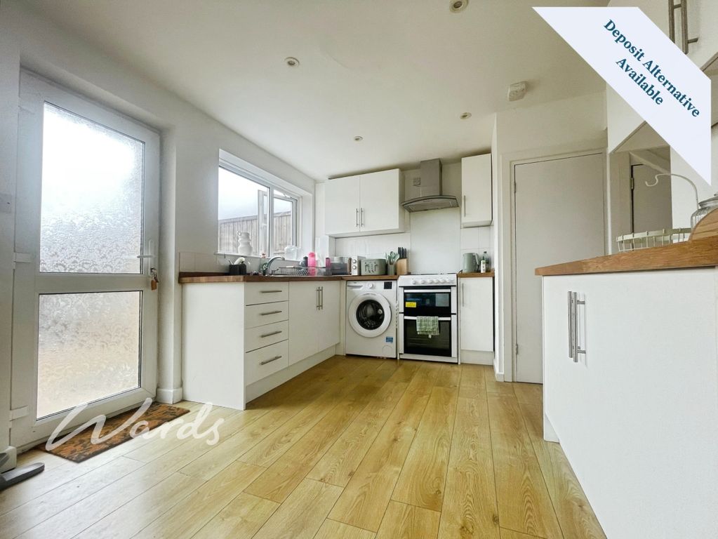 Property photo 2 of 16 Kitchen