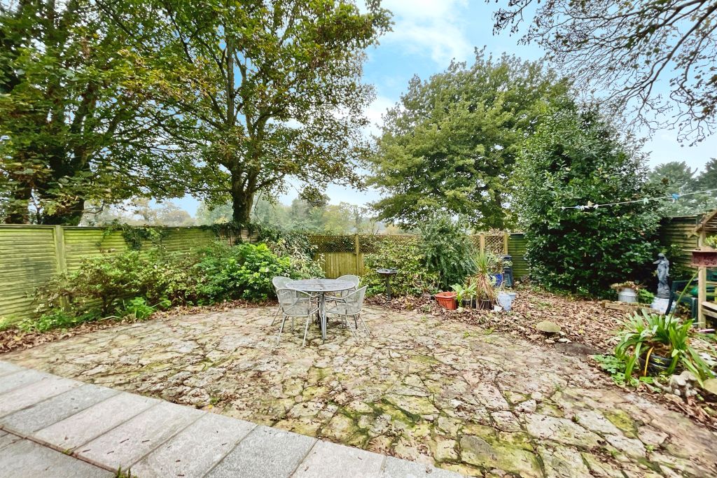 Property photo 3 of 14