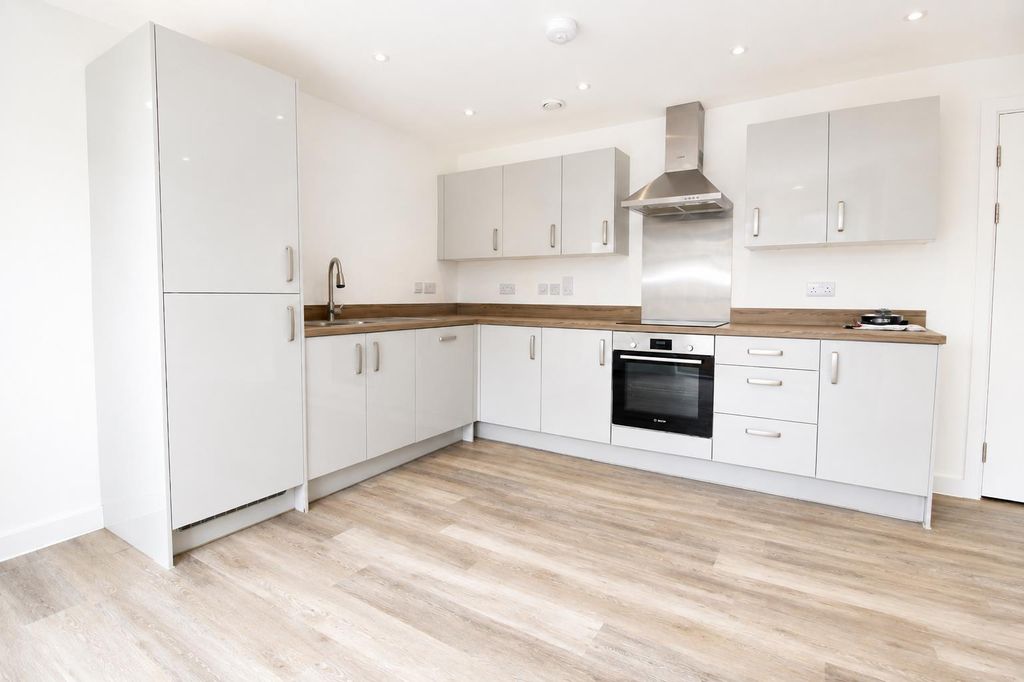Property photo 3 of 12 58168Be6-6F27-4703-Acba-14E82751961B.Png