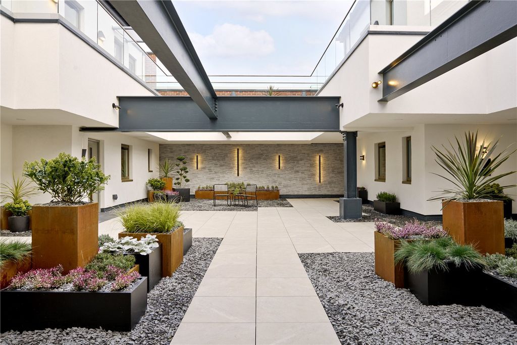 Property photo 1 of 13 Picture 1