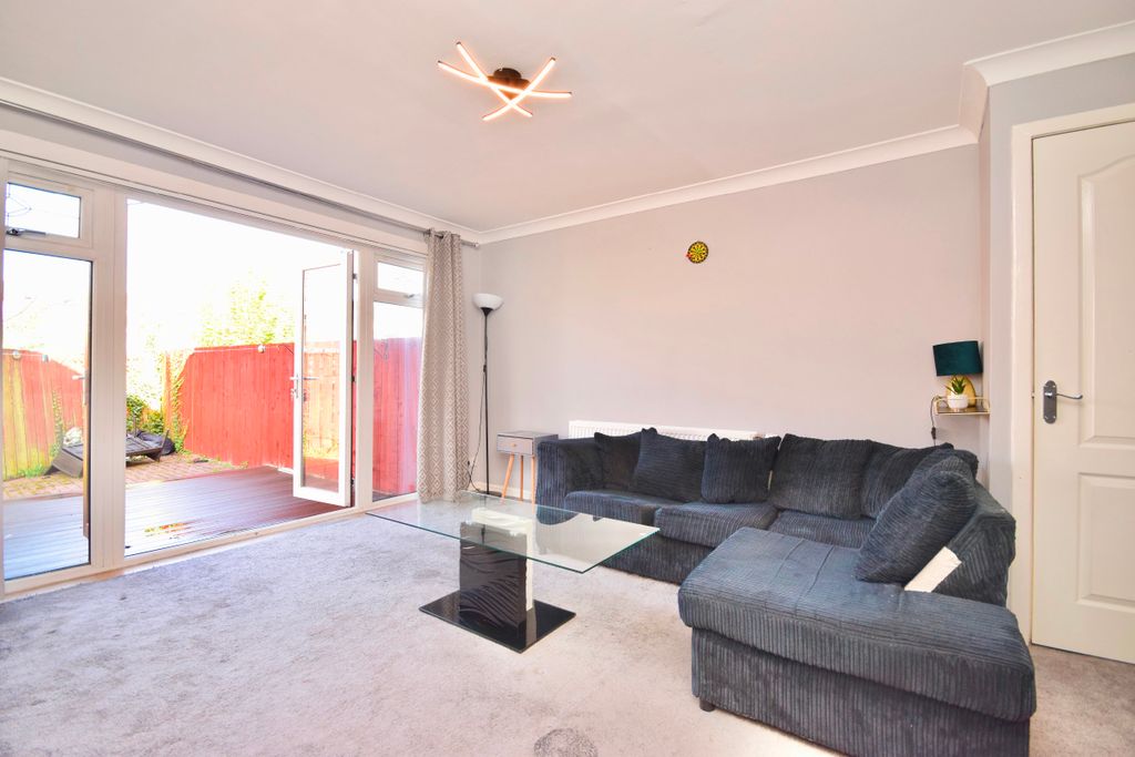 Property photo 3 of 21