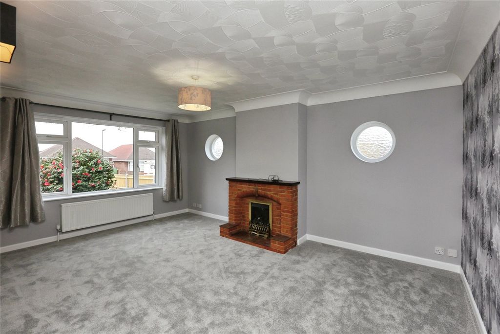 Property photo 3 of 15 Picture No. 17