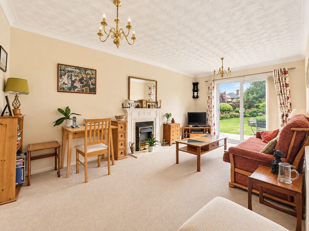 Property photo 3 of 11
