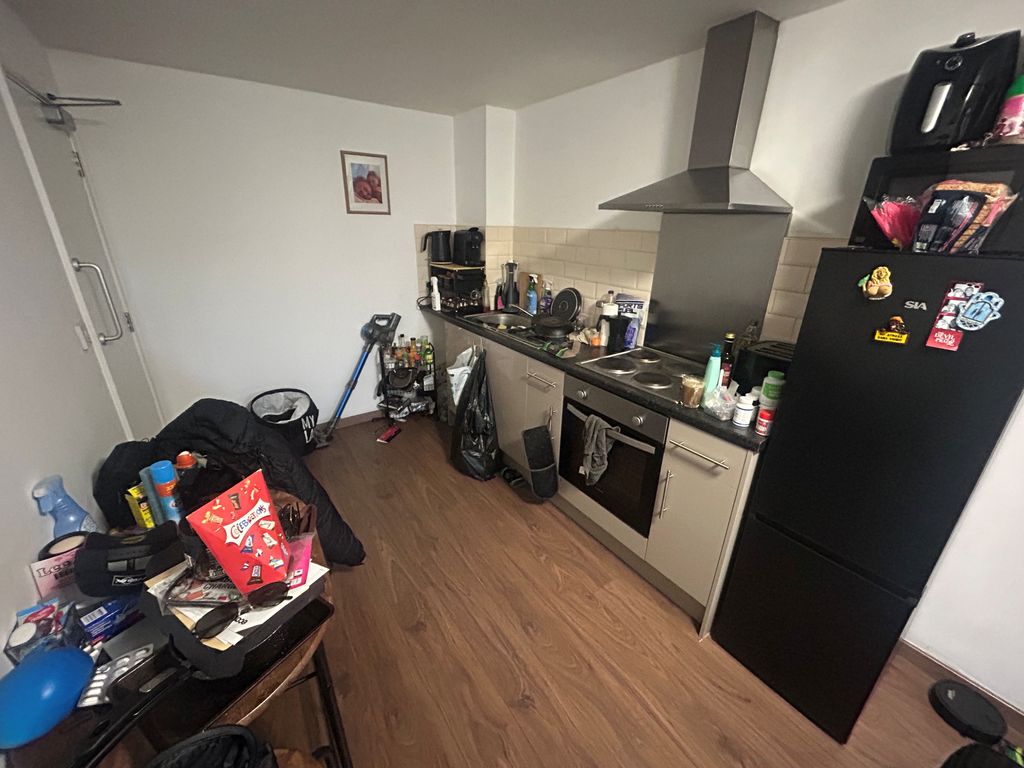 Property photo 2 of 9