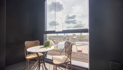 Property photo 3 of 6