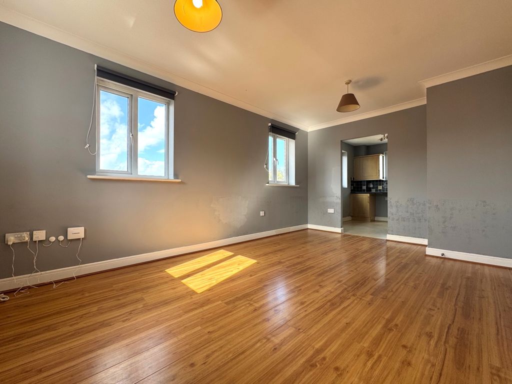 Property photo 2 of 6 Image