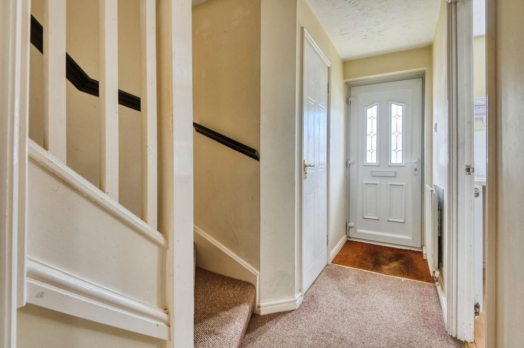 Property photo 2 of 16 33Ric19.Jpg