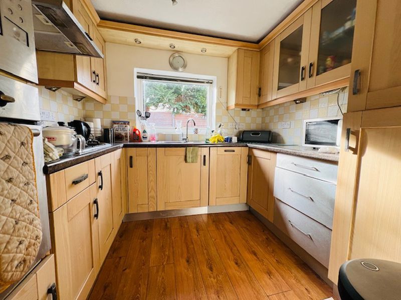 Property photo 2 of 11 Photo 2