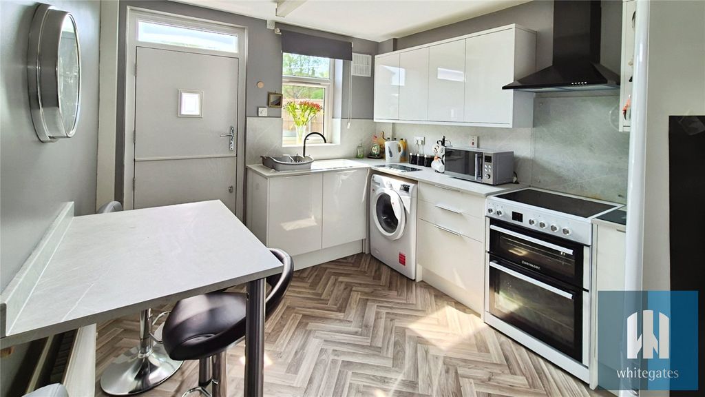 Property photo 2 of 20 Picture No. 02