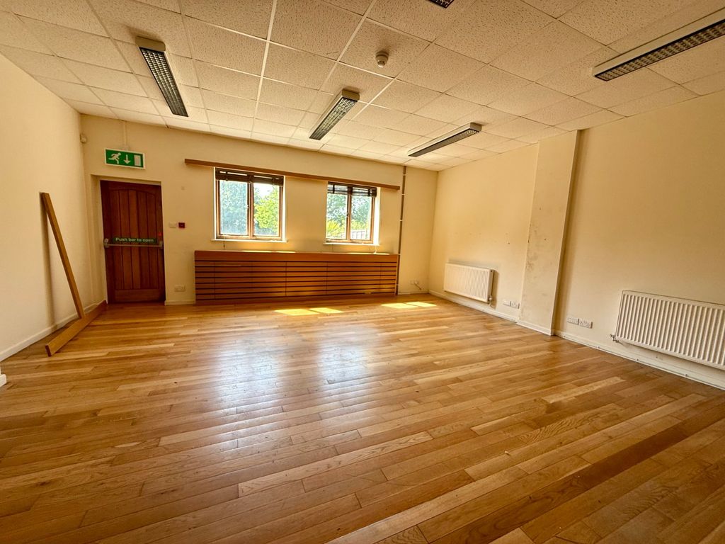 Property photo 3 of 11 Rear Internal