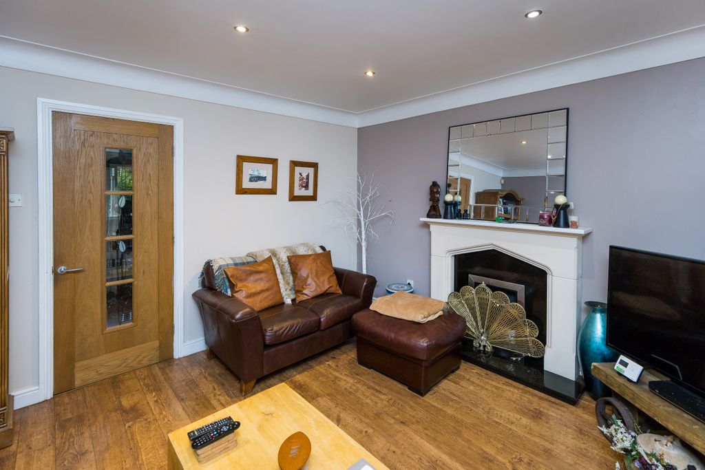 Property photo 3 of 18 13