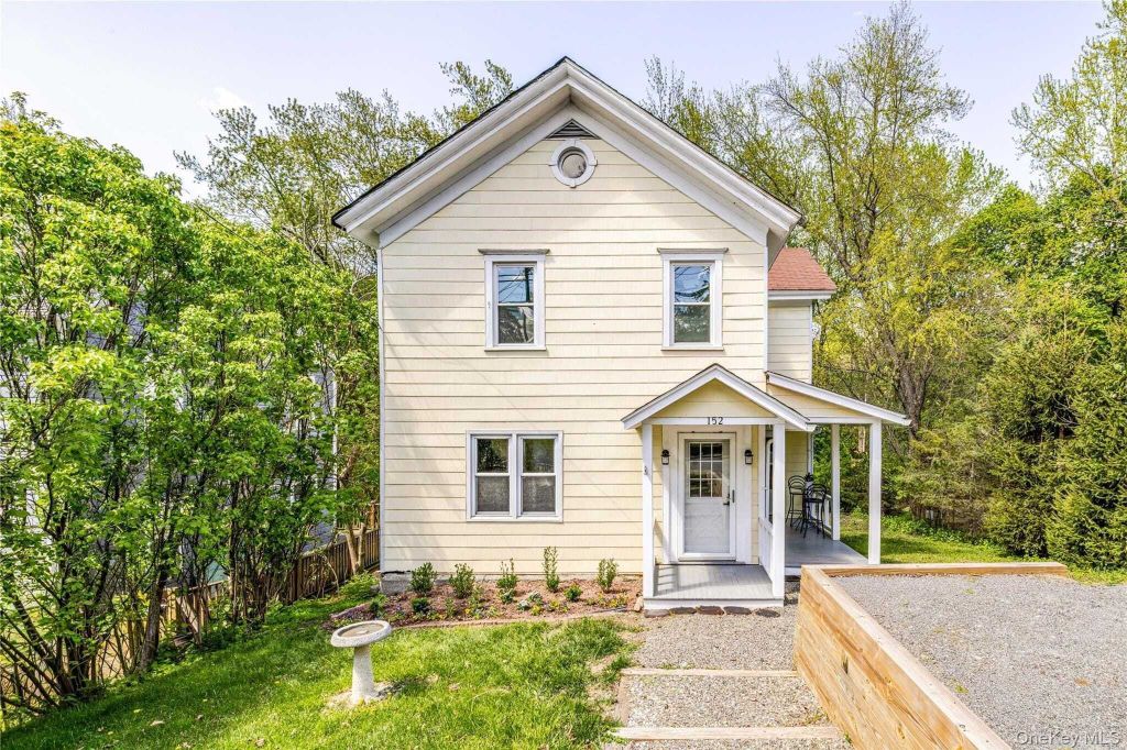 Property photo 1 of 31