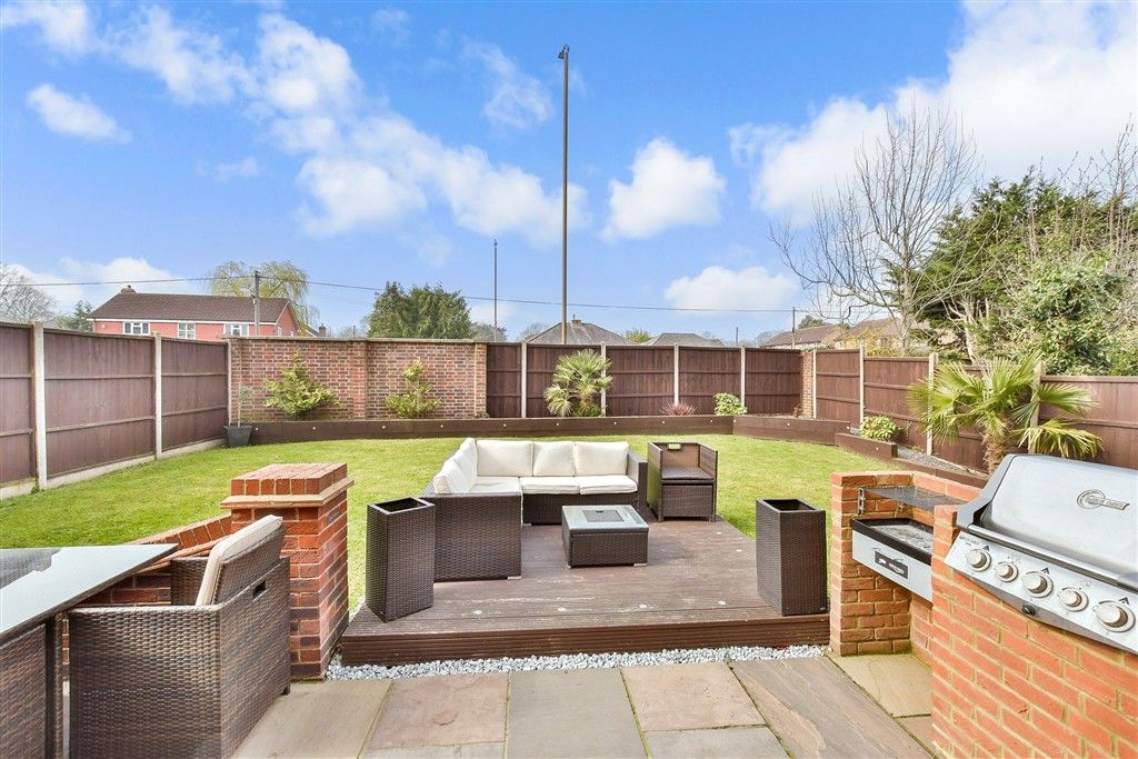 Property photo 2 of 18 Rear Garden