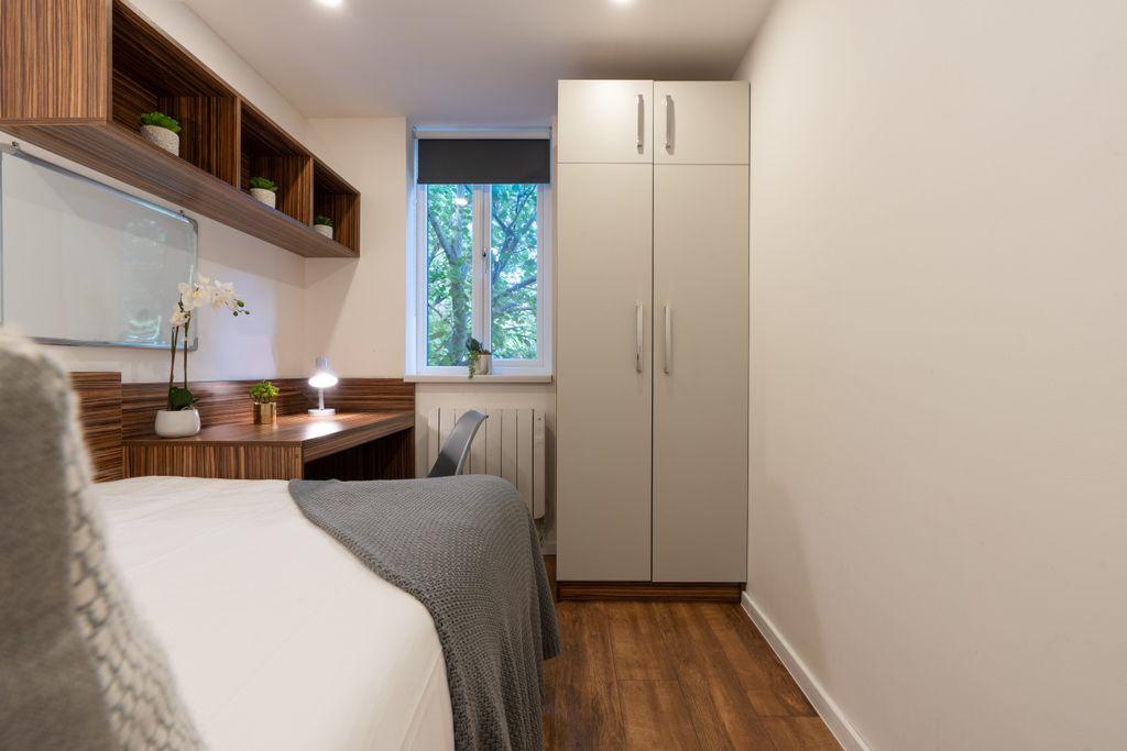 Property photo 3 of 15 Jesmond View Block B Flat 6 Bedroom 2