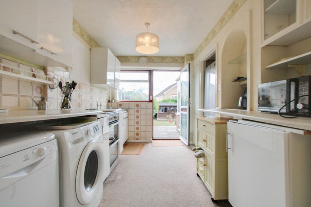 Property photo 2 of 9