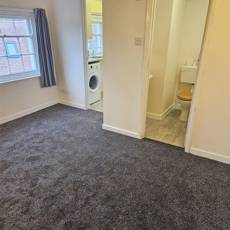 Property photo 2 of 7 Whatsapp Image 2025-10-22 At 4.37.35 Pm.Jpeg