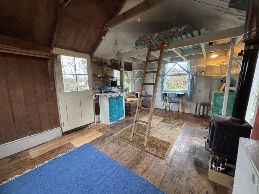 Property photo 3 of 8