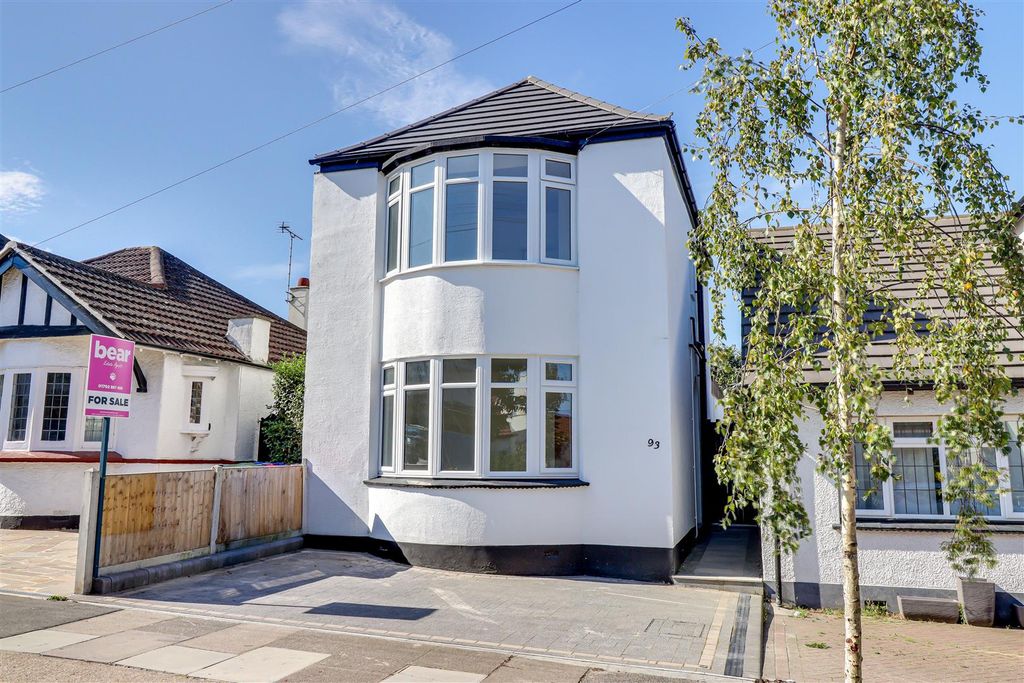 Property photo 1 of 27