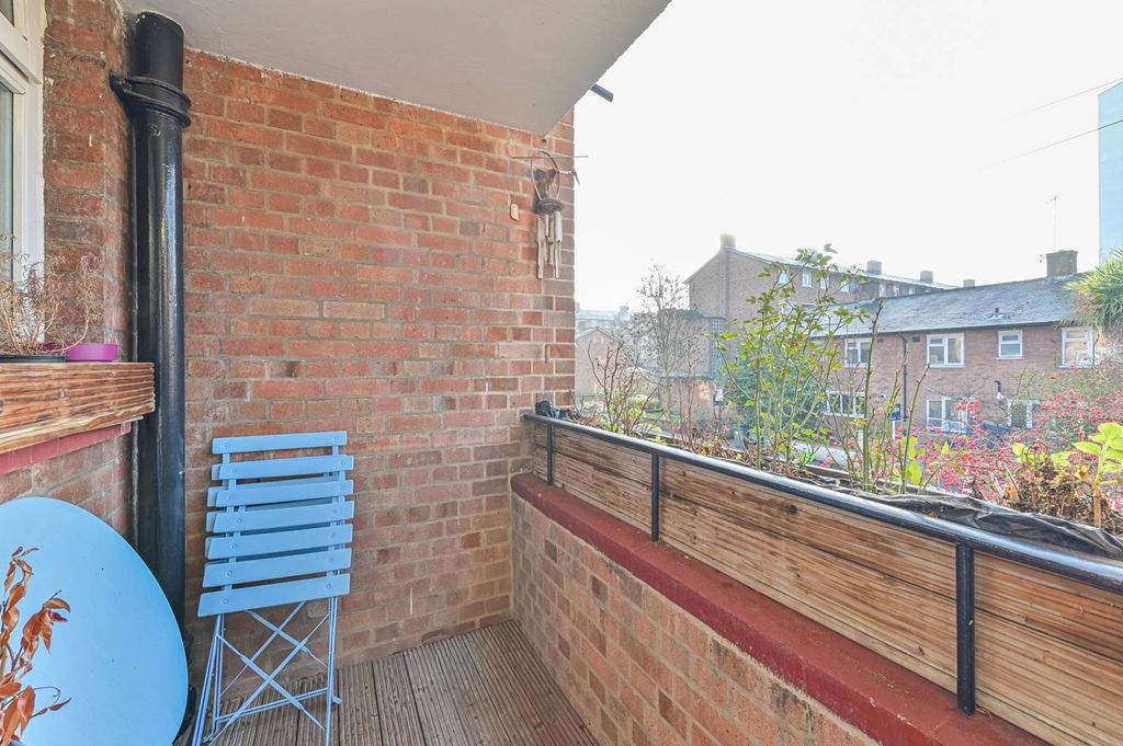 Property photo 3 of 13