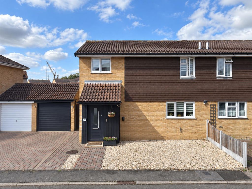 Property photo 1 of 17 Fb27Fa20-7D48-4Db8-B572-3Ec7F1B637C2.Png