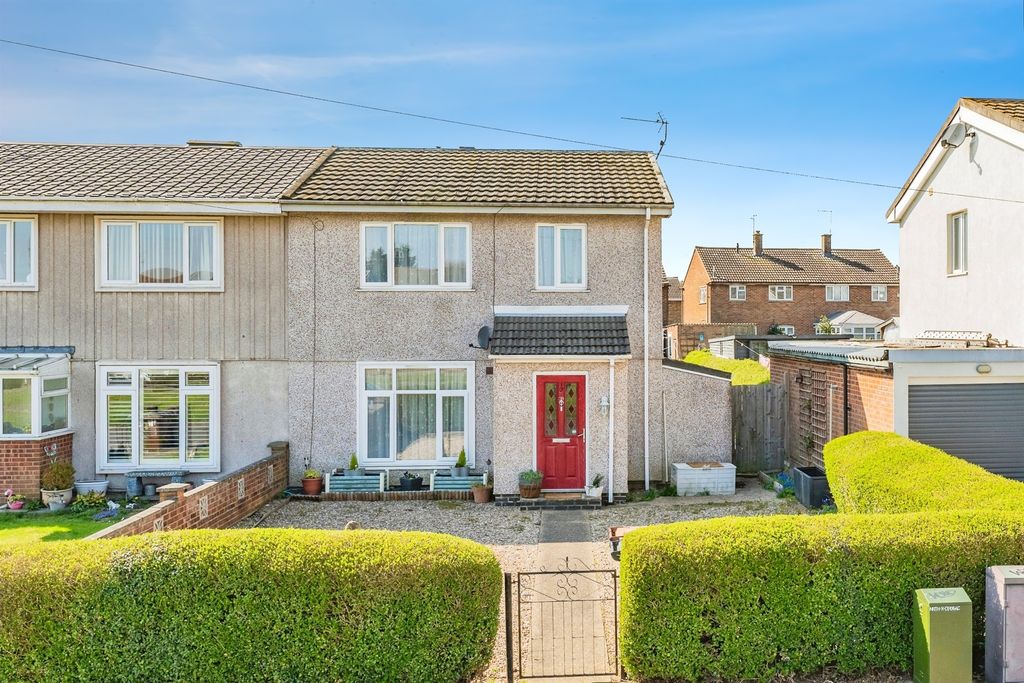 Property photo 1 of 17