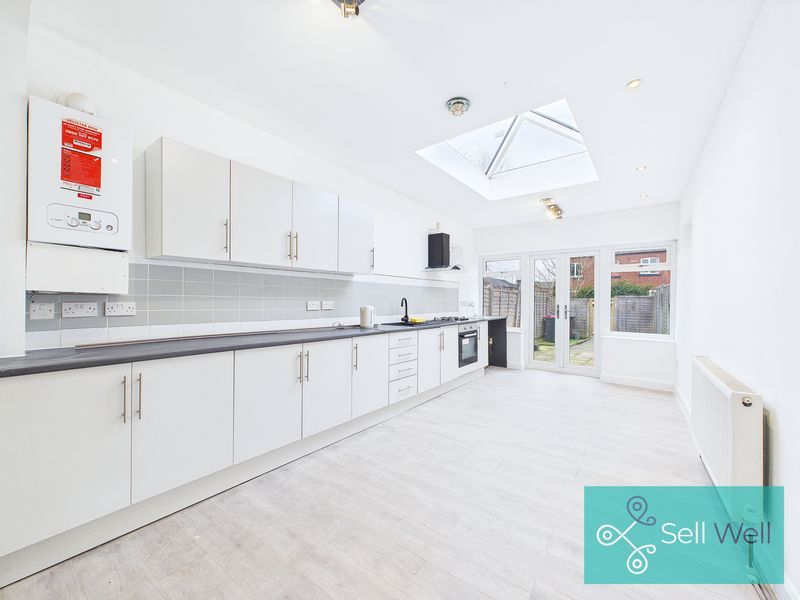 Property photo 2 of 22 Kitchen/Diner