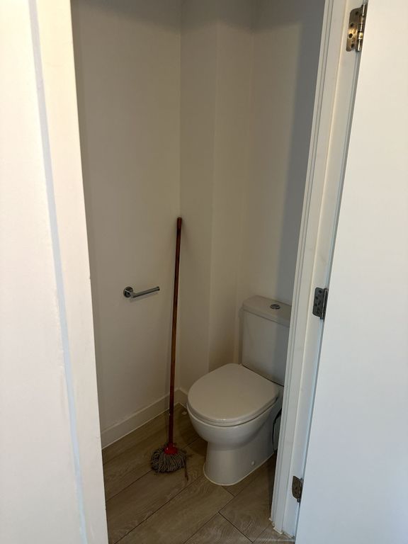 Property photo 3 of 23