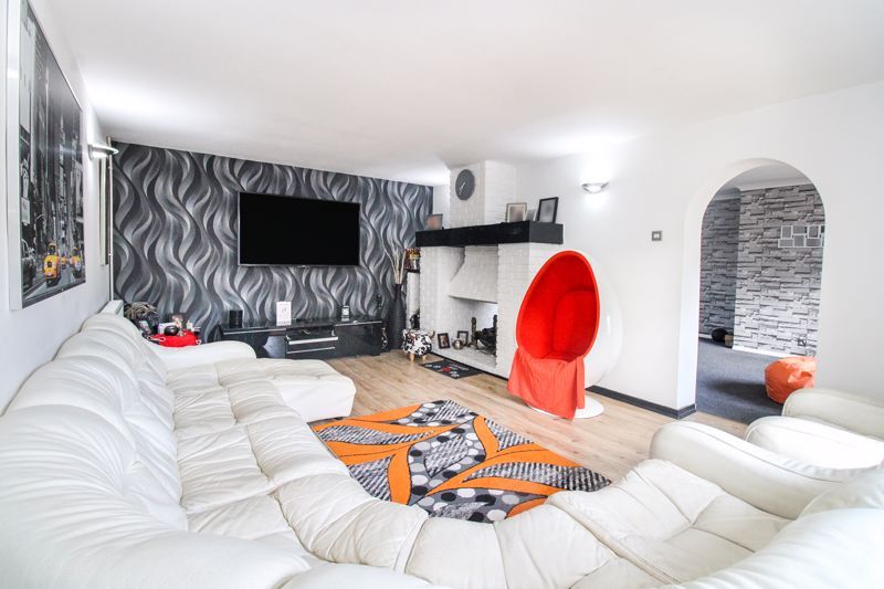 Property photo 3 of 21 Photo 19