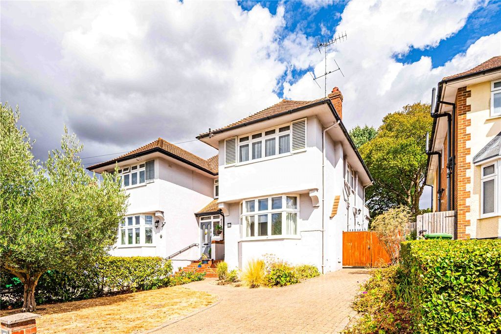 Property photo 1 of 23 Picture No. 01