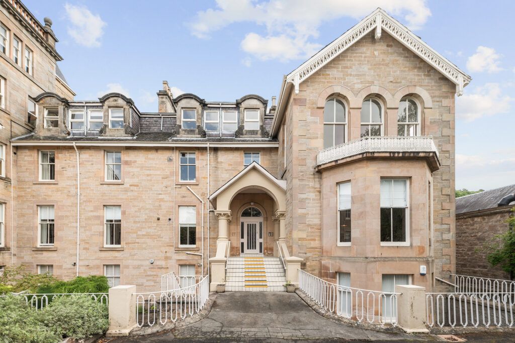 Property photo 1 of 21