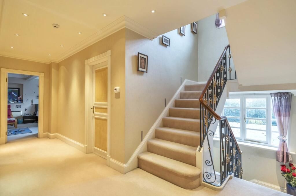 Additional image 13 of 8 bed detached house to rentGrange Avenue, London N20