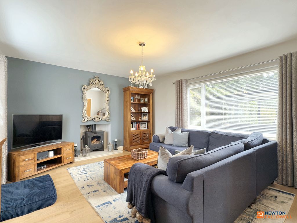 Property photo 2 of 64