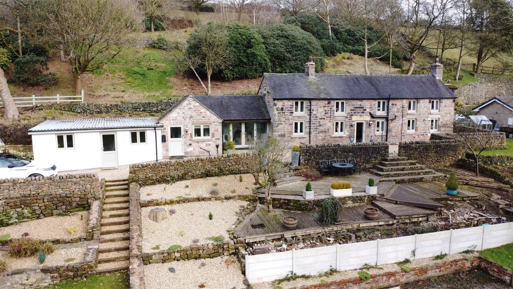 Property photo 1 of 40