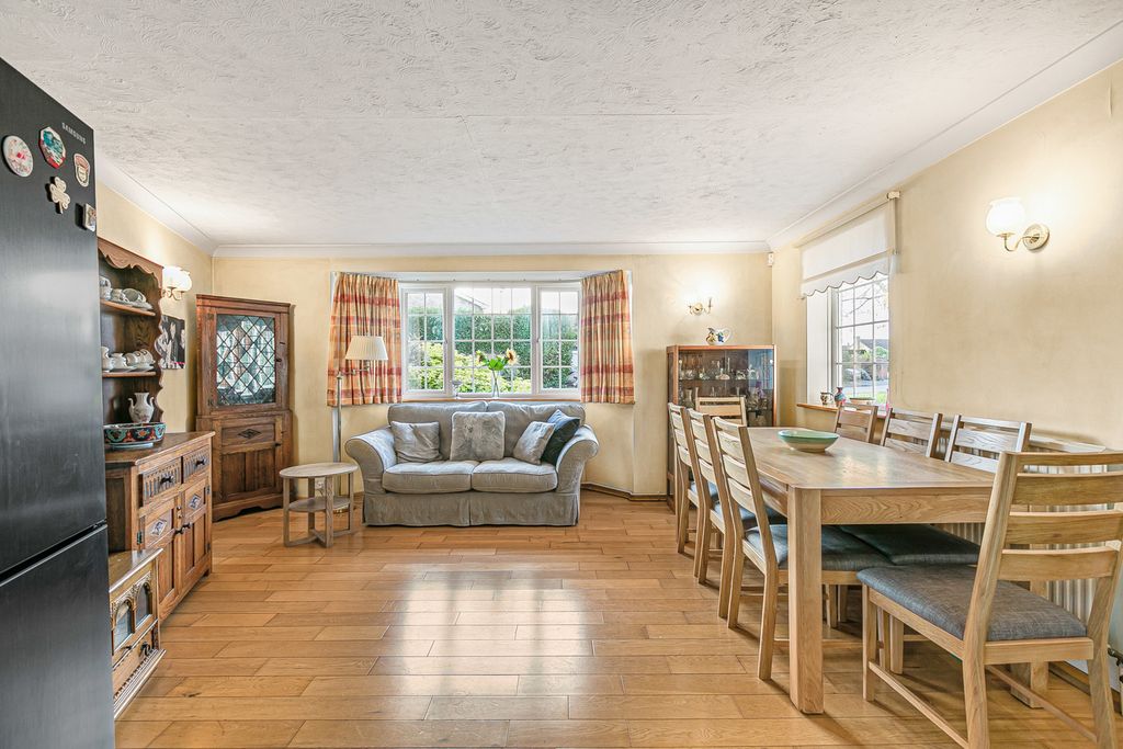 Property photo 3 of 16 Reception Room