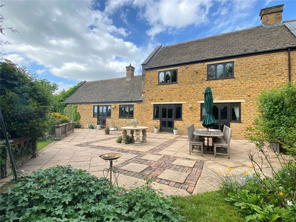 Property photo 3 of 40 Picture No. 63