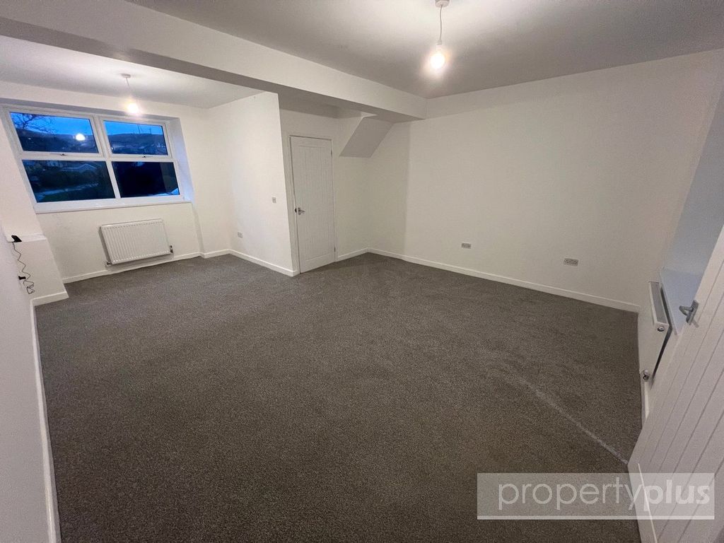 Property photo 3 of 11 Picture No. 11